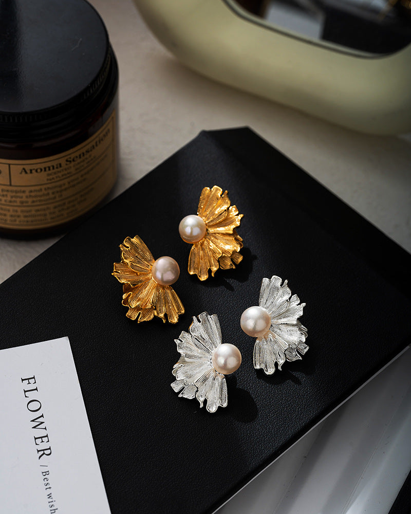 Natural Pearl Floral Textured Earrings