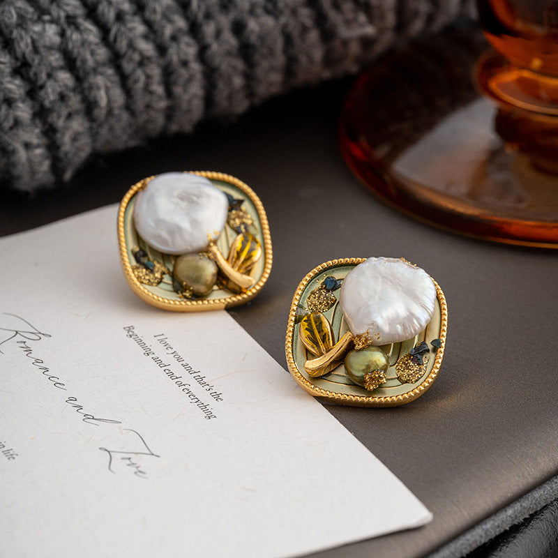 Oil Painting Style Vintage Pearl Stud Earrings