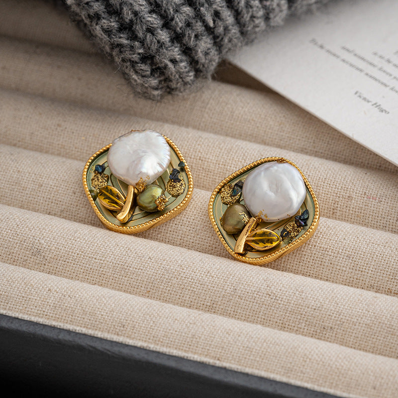 Oil Painting Style Vintage Pearl Stud Earrings