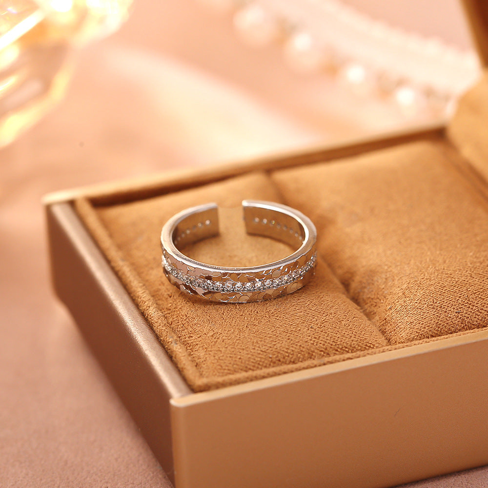 Iced Sparkle Adjustable Ring (Silver)
