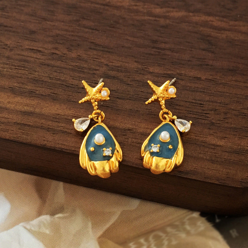 Shell and Starfish Design Earrings