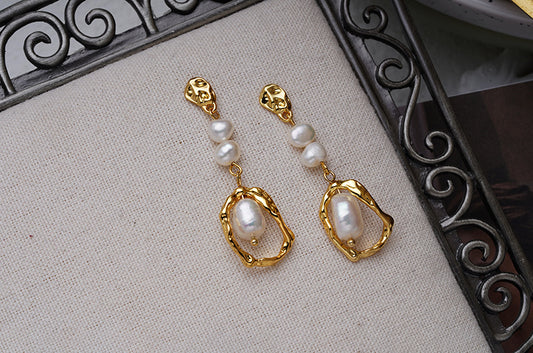 Natural Pearl Earrings