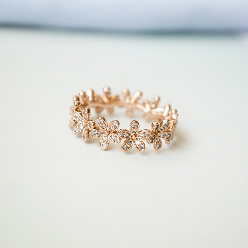 Daisy Pavé Adjustable Ring (Rose Gold)