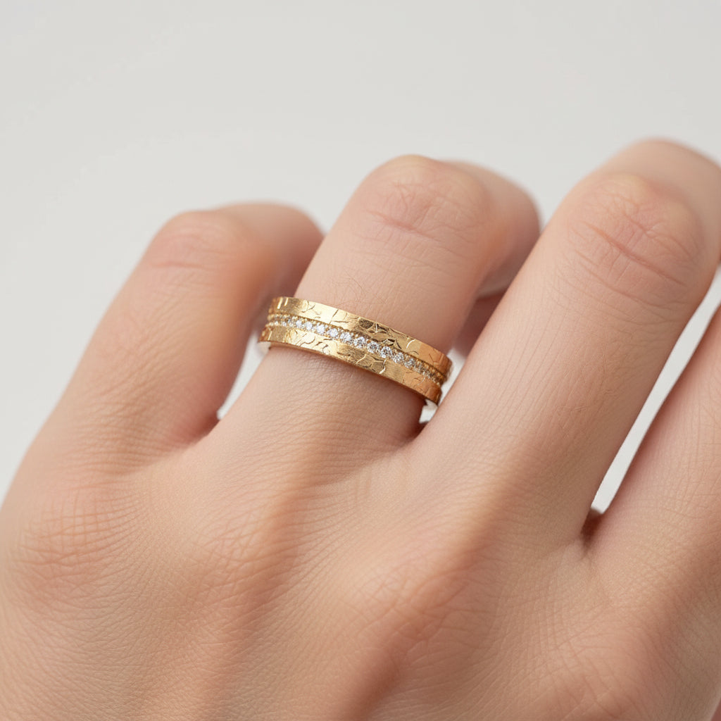 Iced Sparkle Adjustable Ring (Gold)